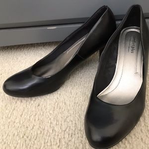 Comfort Plus Short Black Heels